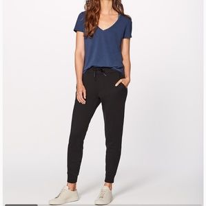Women's Lululemon down jogger
